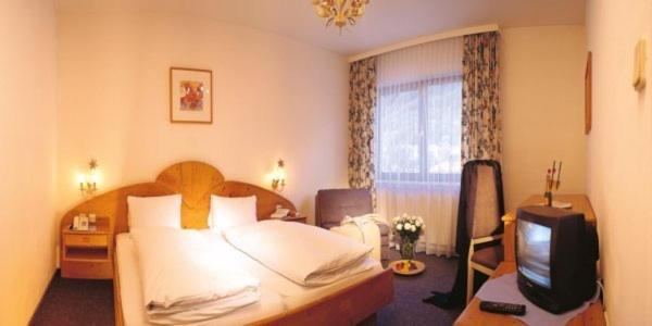 Hotel Johanna Mitten Im Oetztal Умхаузен Екстериор снимка